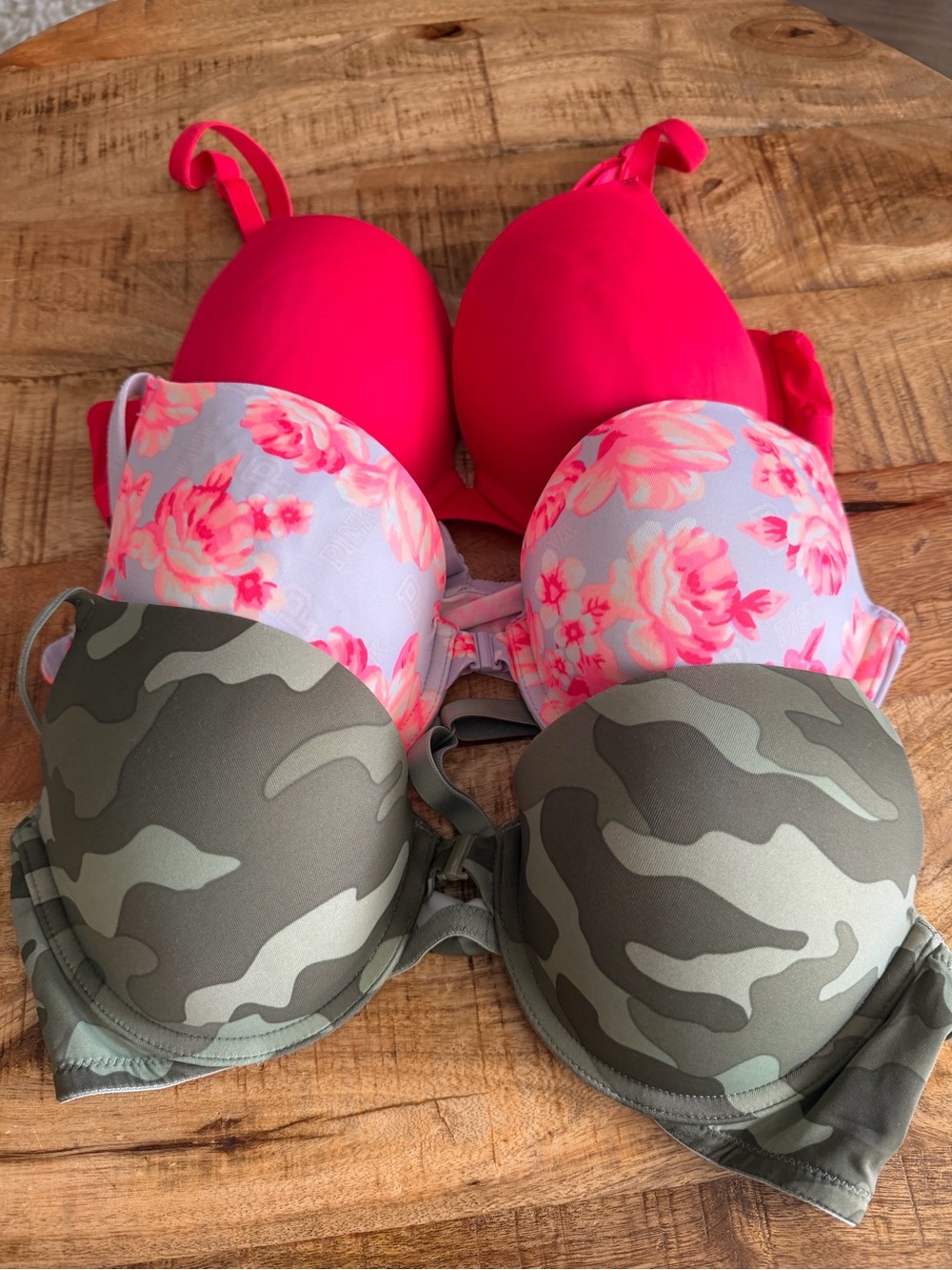 3 Victoria’s Secret PINK Wear Everywhere push-up Bra 36C padded